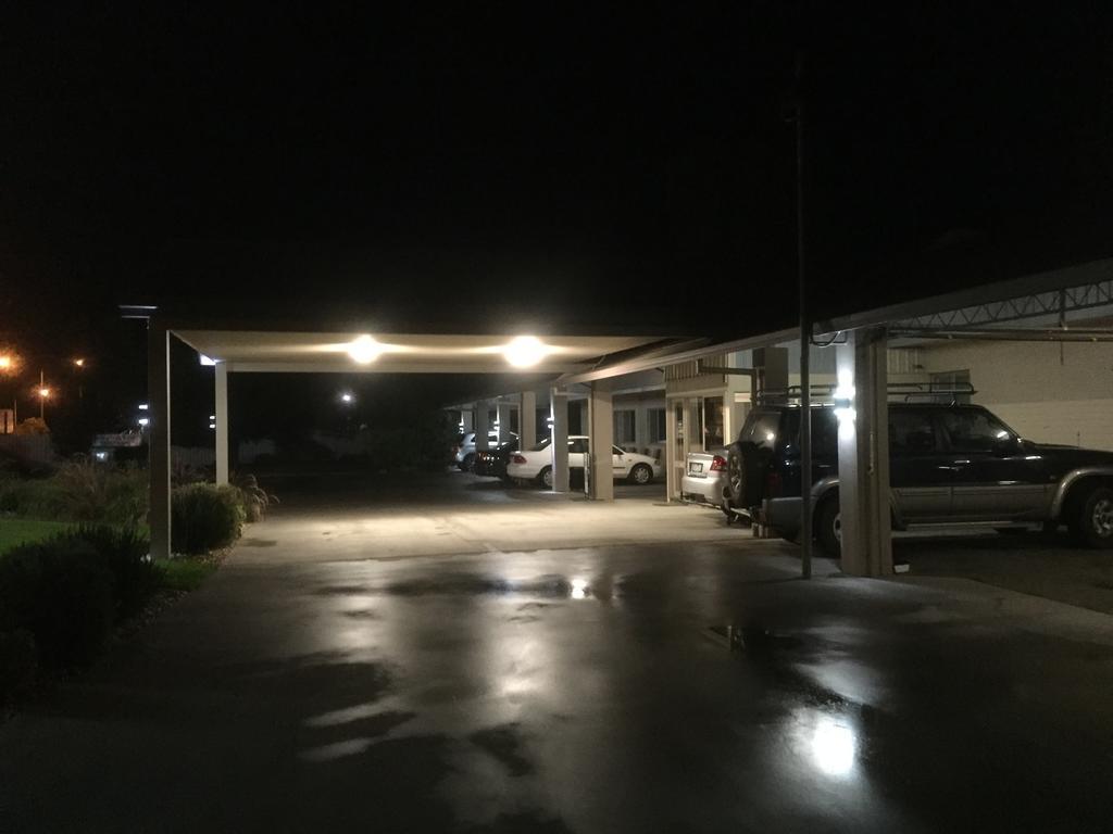 وودونغا Murray Valley Motel المظهر الخارجي الصورة