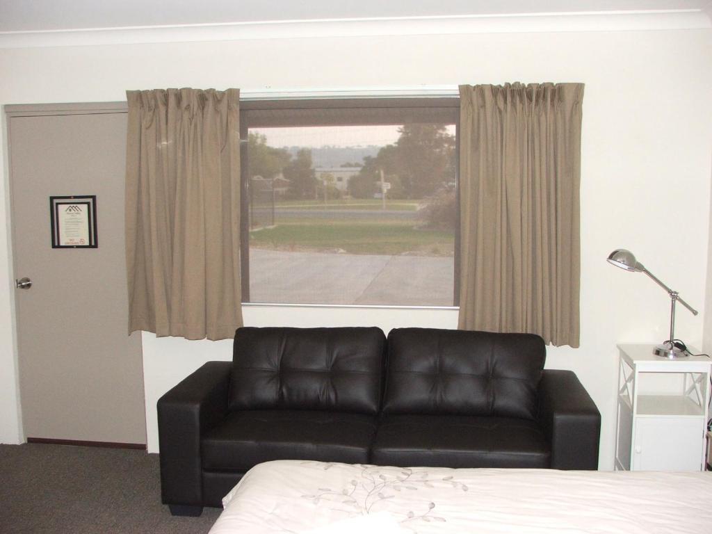 وودونغا Murray Valley Motel الغرفة الصورة