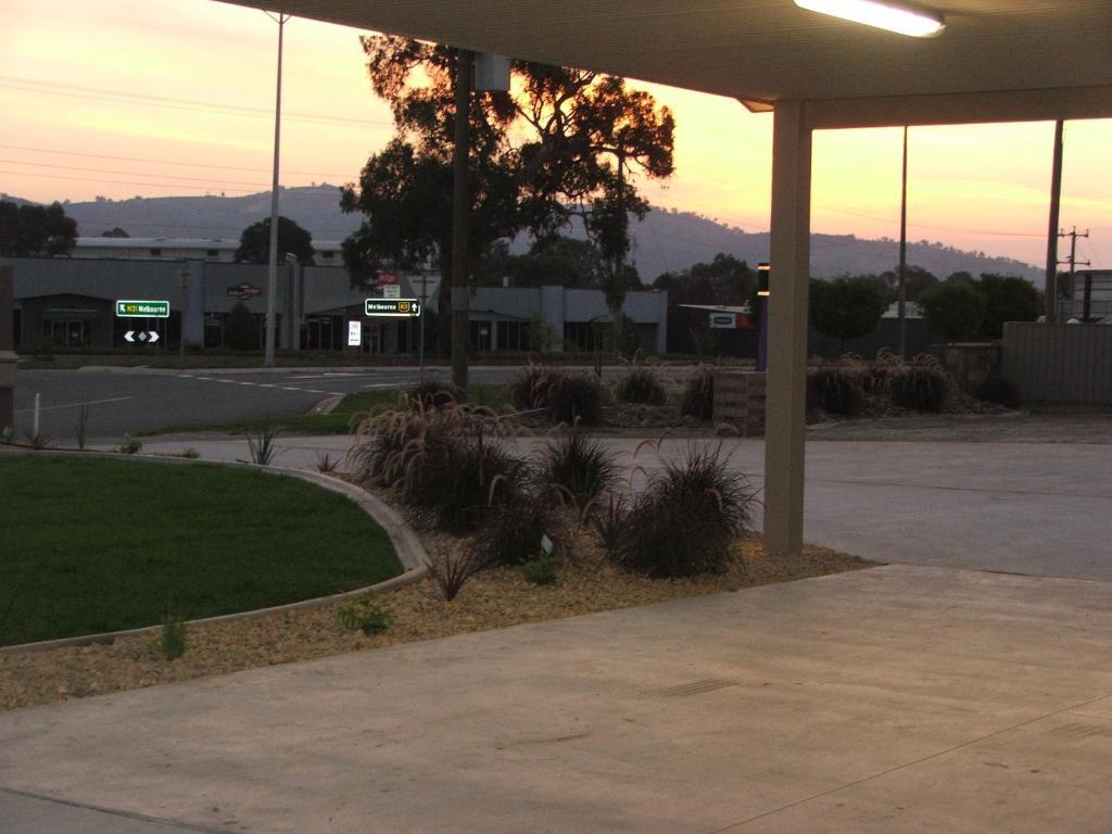 وودونغا Murray Valley Motel المظهر الخارجي الصورة