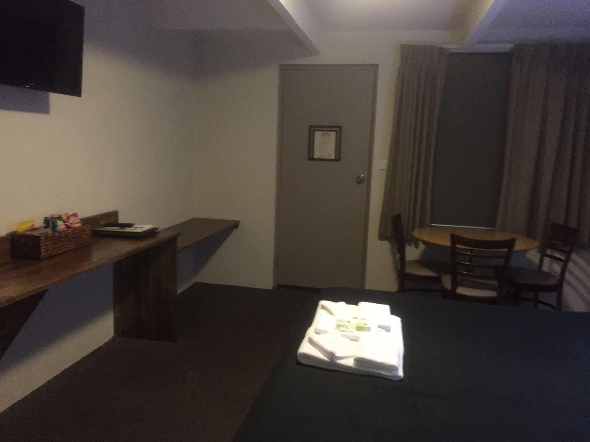 وودونغا Murray Valley Motel المظهر الخارجي الصورة