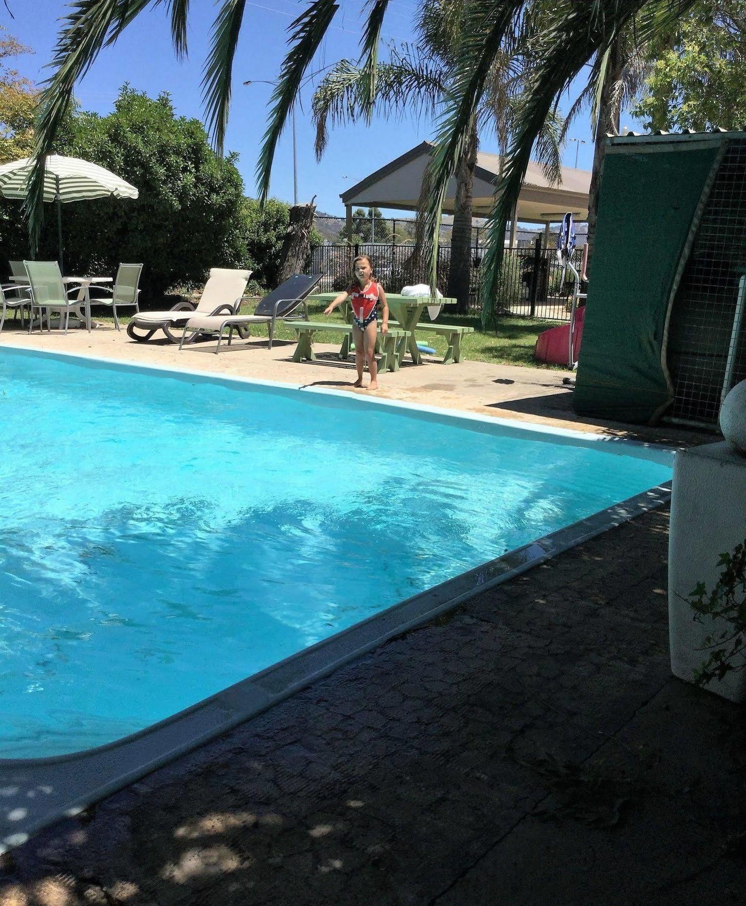 وودونغا Murray Valley Motel المظهر الخارجي الصورة