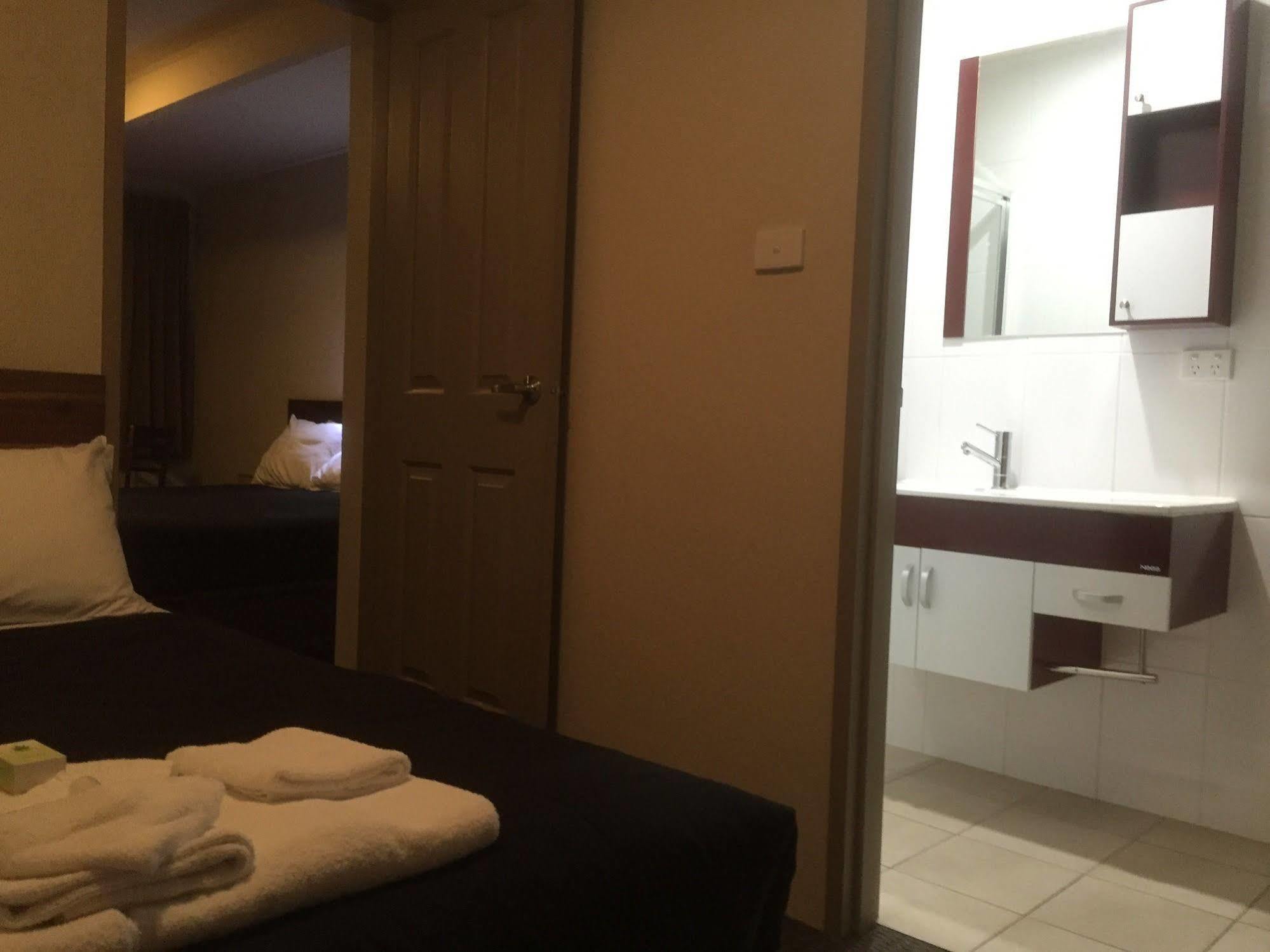 وودونغا Murray Valley Motel المظهر الخارجي الصورة